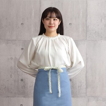 ソムリエエプロン【Michelle Machoto】 花柄 リネン 刺繍 おしゃれ 紐花柄 アオノツガザクラ柄 D-0601-2