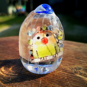 ぶらんこインコ　ペーパーウエイト　ボタンインコ