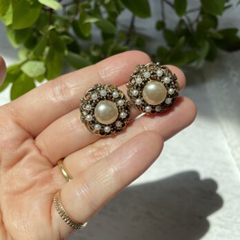 ゴールドとパールのクラシカルイヤリング｜ヴィンテージアクセサリー