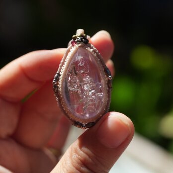 水入り水晶Lavender Amethyst  マクラメネックレス 2623