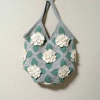 ✳紫陽花バッグ（白系）ショルダーストラップ付き✳