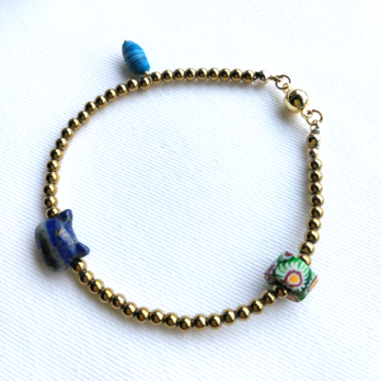 「3種のbeads＊ブレスレット」＊ラピスラズリの猫＊トンボ玉＊オリジナルbeads＊一点物