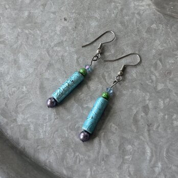 P792-ヴィンテージピアス U.S.A. 1970-80's Turquoise Blue Tube Beads