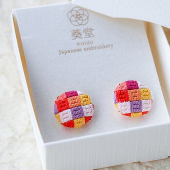 絽ざし刺繍ピアス みちしるべ ｜ 国産絹糸　手刺繍　和モダン
