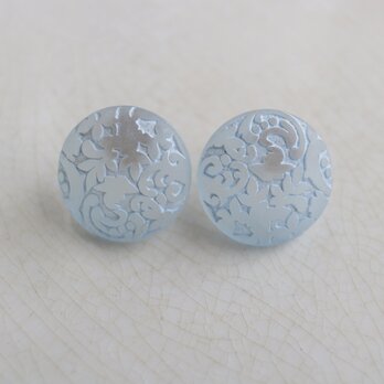 ビンテージボタンピアス 花の色ピアス『ミズイロ』