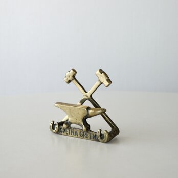 Metal Letter Holder
