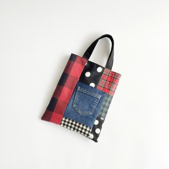 【1点限定】デニムパッチワークバッグ 赤｜マチなし・すっきりトート A4対応