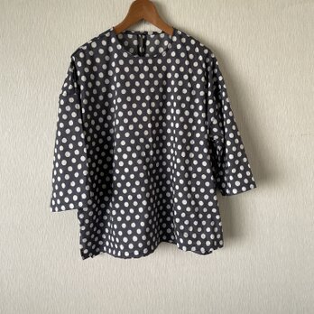 麻ゆったり七分袖ドットブラウス 濃グレーオフＦ