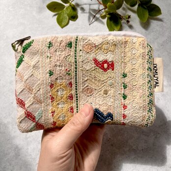 グアテマラ＊ヴィンテージウイピルのミニポーチ【c】｜刺繍ポーチ