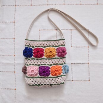 カロチャの刺繍 ハンドメイド・アンティーク・ヴィンテージ作品一覧