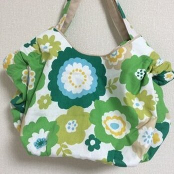 ギャザーグラニーバッグ　〜-北欧風グリーンフラワー〜