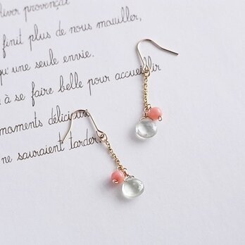 天然石プレナイト・さんごのピアス