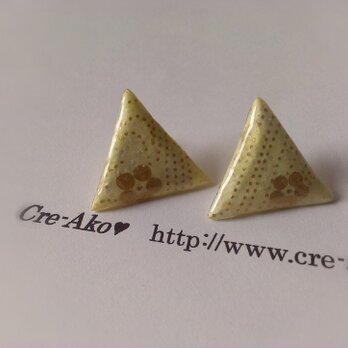 Triangle en Origami ピアス金の梅花～送料0円の画像