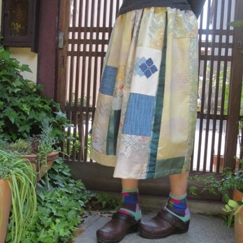 着物スカート☆季節を楽しむ優しさいっぱいの紬で73ｃｍ丈の画像