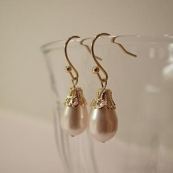 pearl earringsの画像