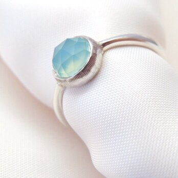 カルセドニーのローズカットリング
