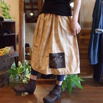 麻の葉模様の正絹紬でリメイクスカート☆もみじ織大島をパッチして♪の画像