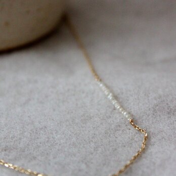小さなケシパールのチェーンネックレス　K10