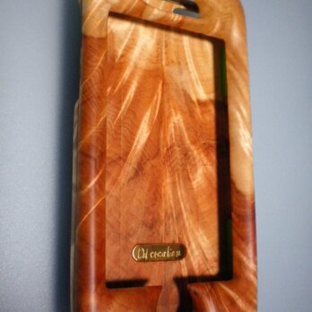 木製iPhoneケース（トチノキ・フルカバー）の画像
