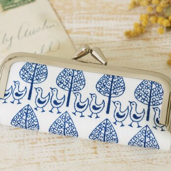 ■ことり柄ドイツ生地のがま口印鑑ケース/白×ネイビー■