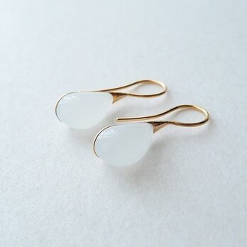 Long teardrop - white