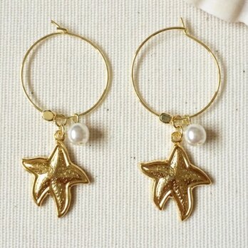 Starfish hoop earringsの画像