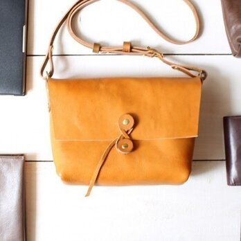 ころんとミニショルダー　A5の手帳、ノート収納可