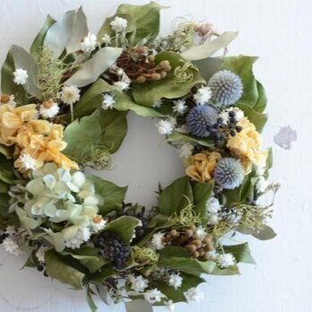 紫陽花　チューリップ　ルリ玉アザミ　wreathの画像