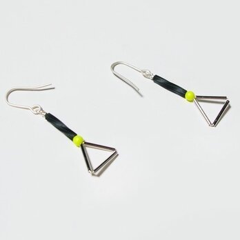 （再販）三角とスワロの小さなピアス