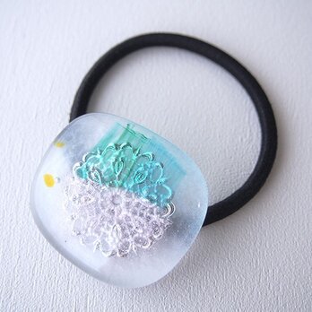 ガラスのヘアゴム