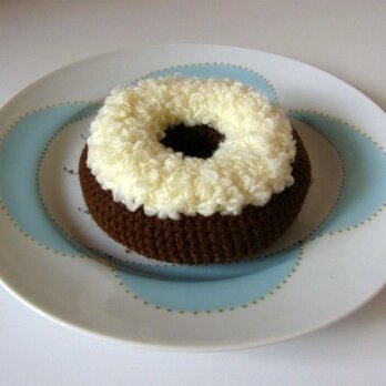 ドーナツピンクッション（チョコ×ホイップ）