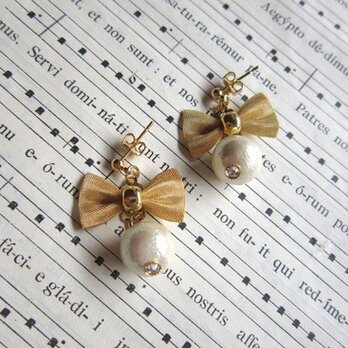 ゴールドリボンパールピアス（イヤリング）