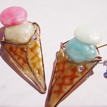 アイスクリームのブローチ（Str&Mocｈa,Van&Mint)の画像