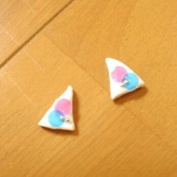 三角形B×Pピアス