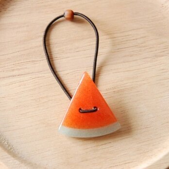 スイカボタンの髪飾り　赤