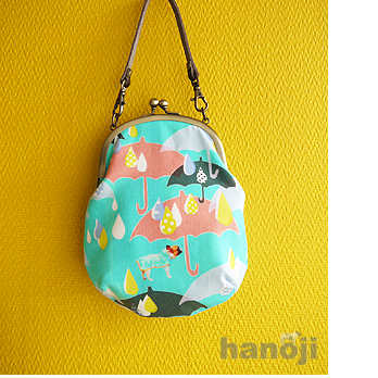 がまぐち携帯ケース－雨うらら