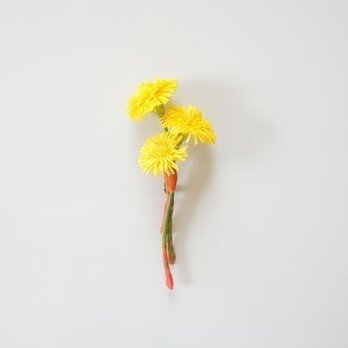繭のコサージュ　タンポポ