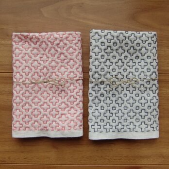 刺し子のふきん(花十字ピンク)