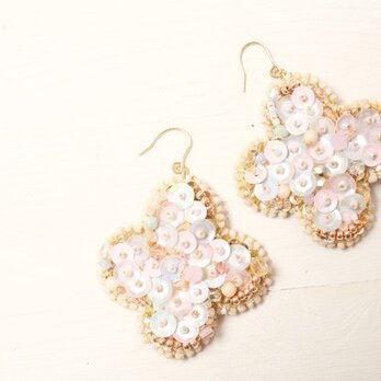 ガーデンピアス snow pink