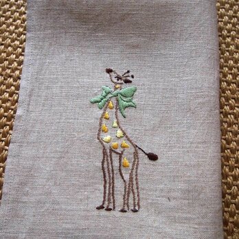 キリンの刺繍のリネン・クロスの画像