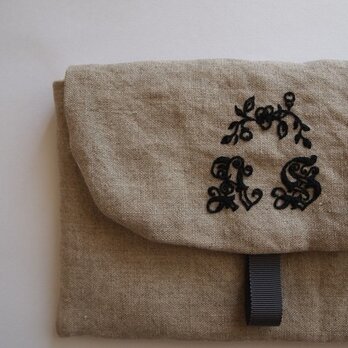 linen pouch - embroideryの画像