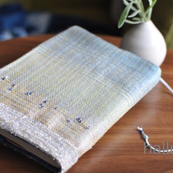 文庫本カバー　「pale blue」