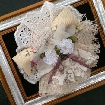 ヘアピンブローチ（リネンの白いお花）〜プレリライン〜の画像