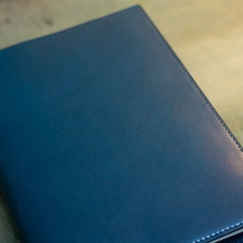 【オーダー品】A5サイズ・革のノートカバー（ブルー）の画像