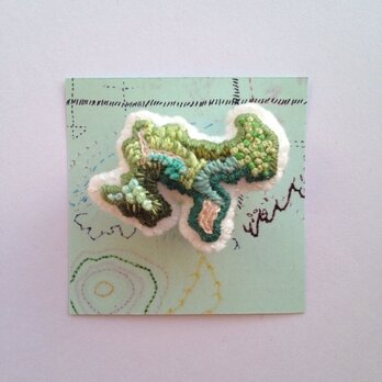 shima brooch-2
