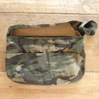ポケット付きフラットショルダー　迷彩