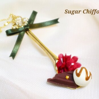 【送料無料】チョコレートとお花のスプーンのせキーホルダー♡の画像