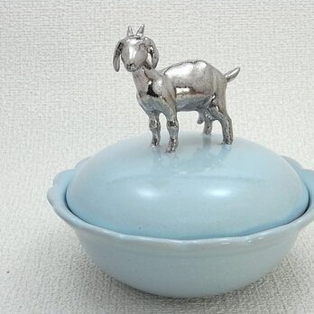 Silver Goat Lidded Bowl-Aの画像