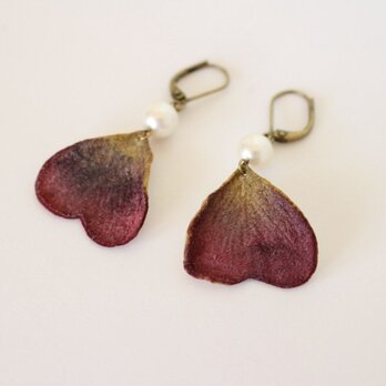 花びらの耳飾り　ボルドー