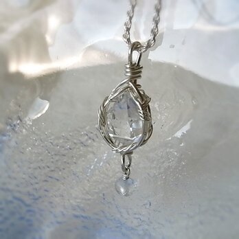 ハーキマー・ダイヤモンドのネックレス(シルバー)の画像